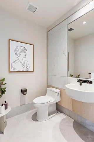 77 Greenwich Street, New York City, NY 10006