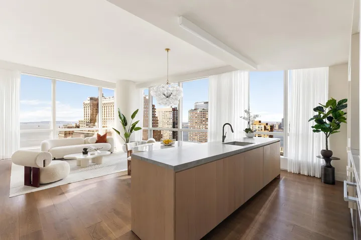 77 Greenwich Street, New York City, NY 10006