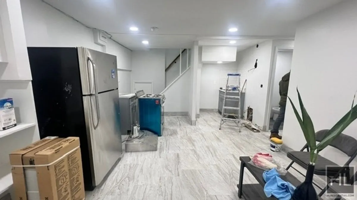 752 Lincoln Avenue Basement, New York City, New York 11208, 3 Bedrooms Bedrooms, 5 Rooms Rooms,1 BathroomBathrooms,Residential Lease,For Rent,Lincoln,RLS20069438 752 Lincoln Avenue Basement, New York City, New York 11208, 3 Bedrooms Bedrooms, 5 Rooms Rooms,1 BathroomBathrooms,Residential Lease,For Rent,Lincoln,RLS20069438