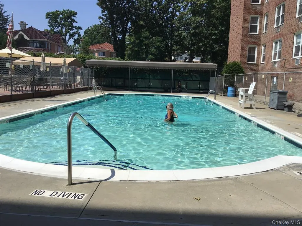 54-40 Little Neck Parkway 6-g, New York City, New York 11362, 1 Bedroom Bedrooms, 4 Rooms Rooms,1 BathroomBathrooms,Residential,For Sale,Little Neck,RLS20069952 54-40 Little Neck Parkway 6-g, New York City, New York 11362, 1 Bedroom Bedrooms, 4 Rooms Rooms,1 BathroomBathrooms,Residential,For Sale,Little Neck,RLS20069952