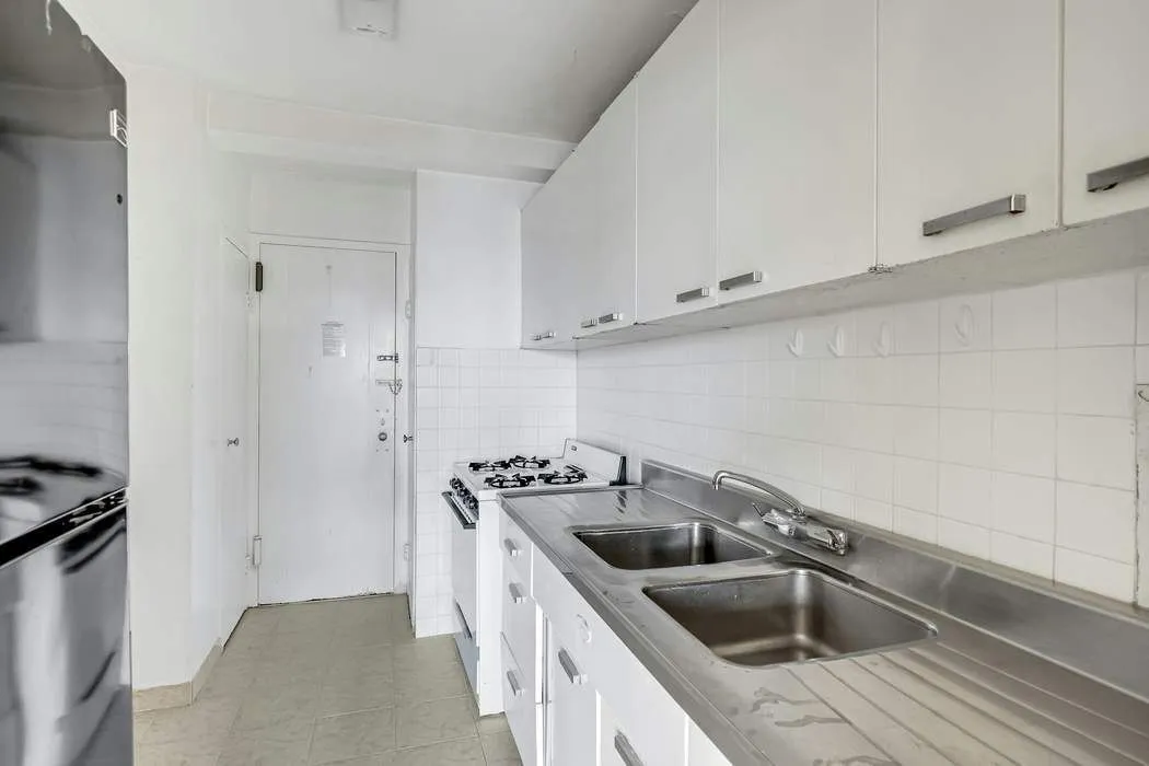 1 Fordham Hill Oval 12c, New York City, New York 10468, 2 Bedrooms Bedrooms, 4 Rooms Rooms,1 BathroomBathrooms,Residential,For Sale,Fordham Hill Oval,RLS20070342 1 Fordham Hill Oval 12c, New York City, New York 10468, 2 Bedrooms Bedrooms, 4 Rooms Rooms,1 BathroomBathrooms,Residential,For Sale,Fordham Hill Oval,RLS20070342