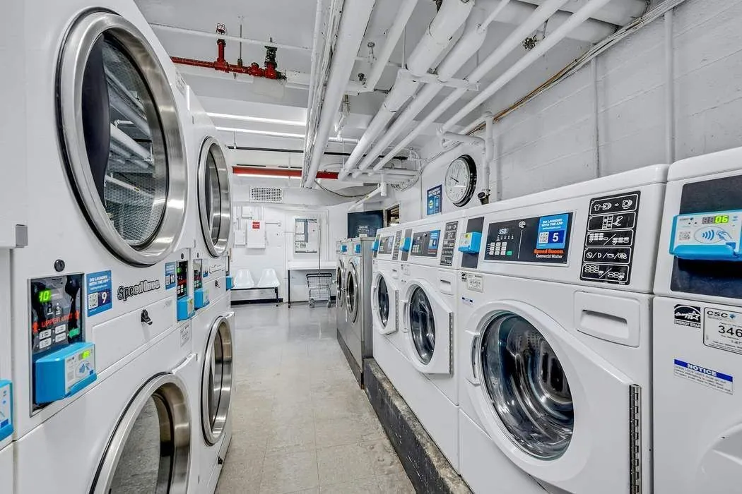 1 Fordham Hill Oval 12c, New York City, New York 10468, 2 Bedrooms Bedrooms, 4 Rooms Rooms,1 BathroomBathrooms,Residential,For Sale,Fordham Hill Oval,RLS20070342 1 Fordham Hill Oval 12c, New York City, New York 10468, 2 Bedrooms Bedrooms, 4 Rooms Rooms,1 BathroomBathrooms,Residential,For Sale,Fordham Hill Oval,RLS20070342