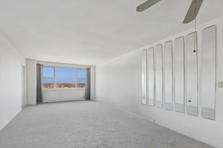 3215 AVE H, New York City, NY 11210