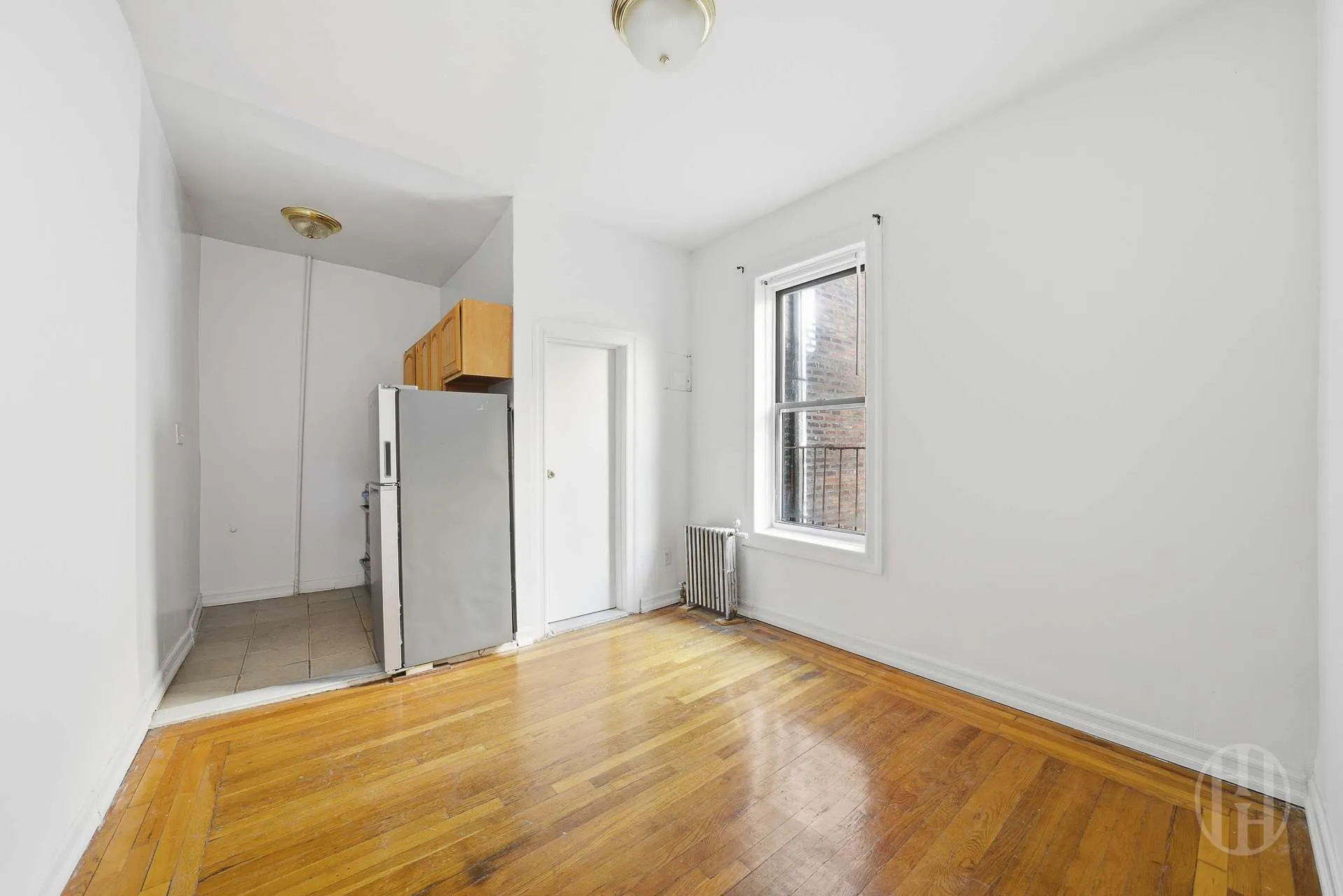 29 E 17th Street 320, New York City, New York 11226, 1 Bedroom Bedrooms, 3 Rooms Rooms,1 BathroomBathrooms,Residential Lease,For Rent,17th,RLS20070756 29 E 17th Street 320, New York City, New York 11226, 1 Bedroom Bedrooms, 3 Rooms Rooms,1 BathroomBathrooms,Residential Lease,For Rent,17th,RLS20070756