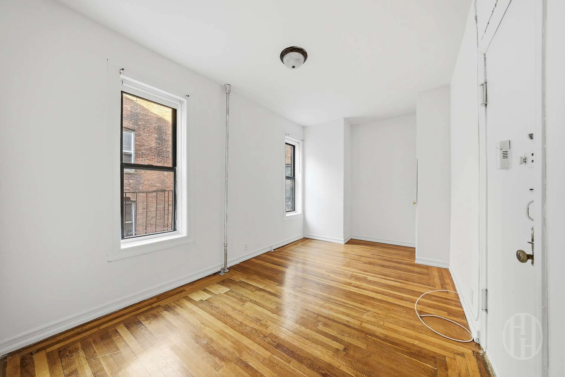 29 E 17th Street 320, New York City, New York 11226, 1 Bedroom Bedrooms, 3 Rooms Rooms,1 BathroomBathrooms,Residential Lease,For Rent,17th,RLS20070756 29 E 17th Street 320, New York City, New York 11226, 1 Bedroom Bedrooms, 3 Rooms Rooms,1 BathroomBathrooms,Residential Lease,For Rent,17th,RLS20070756