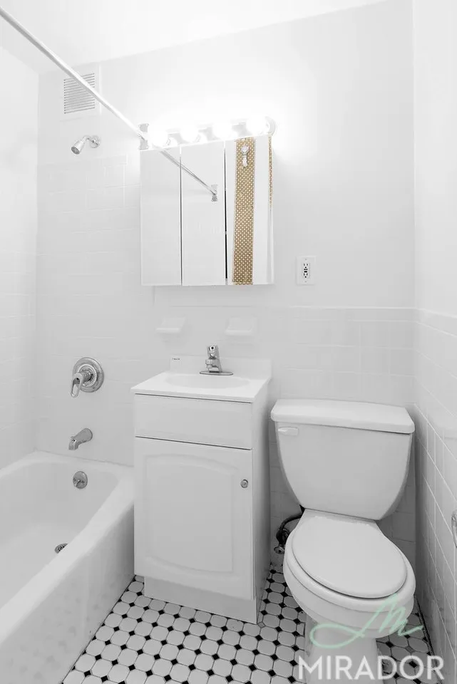 440 E 85th Street 4k, New York City, New York 10028, 2 Rooms Rooms,1 BathroomBathrooms,Residential Lease,For Rent,85th,RLS20075109 440 E 85th Street 4k, New York City, New York 10028, 2 Rooms Rooms,1 BathroomBathrooms,Residential Lease,For Rent,85th,RLS20075109