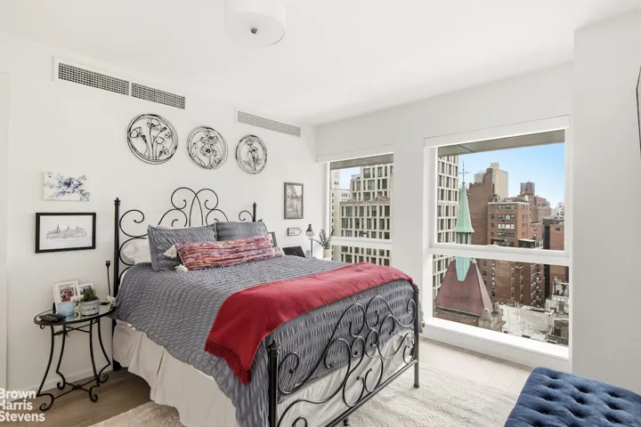 150 E 23RD Street, New York City, NY 10010