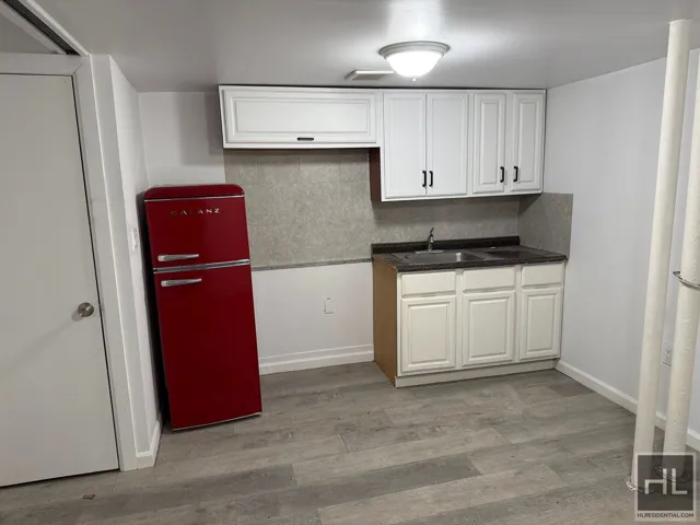 92-49 75th Street 1, New York City, New York 11421, 1 Bedroom Bedrooms, 3 Rooms Rooms,1 BathroomBathrooms,Residential Lease,For Rent,75th,RLS20075697