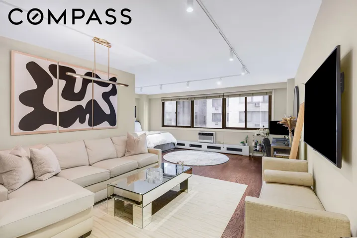 16 W 16th Street, New York City, NY 10011