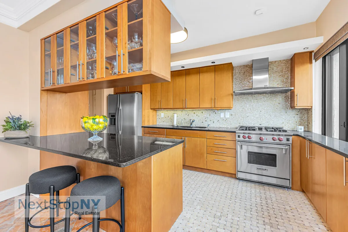 300 E 59th Street Ph06, New York City, New York 10022, 1 Bedroom Bedrooms, 4 Rooms Rooms,2 BathroomsBathrooms,Residential,For Sale,59TH,RLS20075754 300 E 59th Street Ph06, New York City, New York 10022, 1 Bedroom Bedrooms, 4 Rooms Rooms,2 BathroomsBathrooms,Residential,For Sale,59TH,RLS20075754