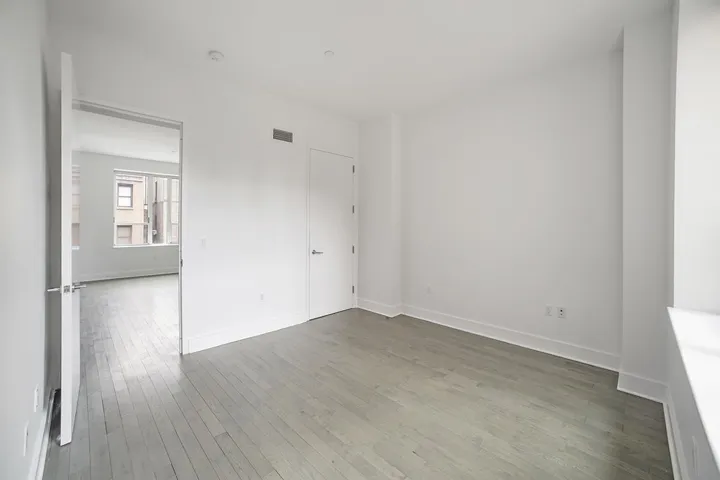 416 W 52nd Street, New York City, NY 10019