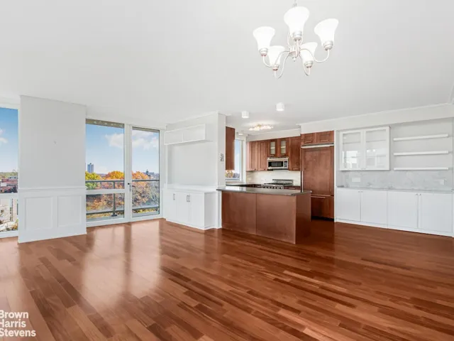 640 W 237TH Street, New York City, NY 10463