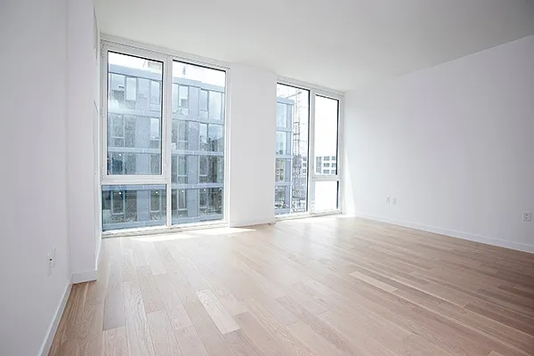 540 W 49th Street, New York City, NY 10019
