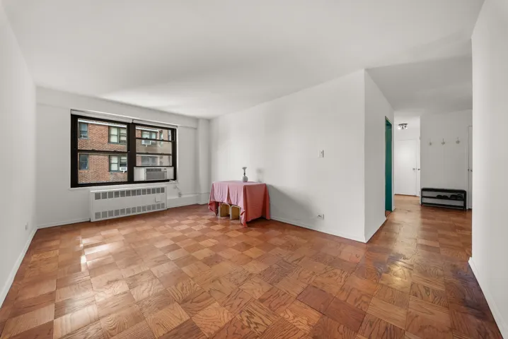 210 E Broadway, New York City, NY 10002