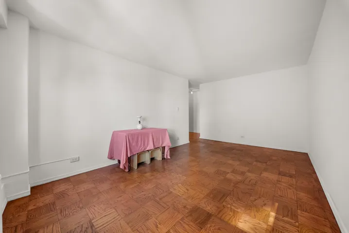 210 E Broadway, New York City, NY 10002