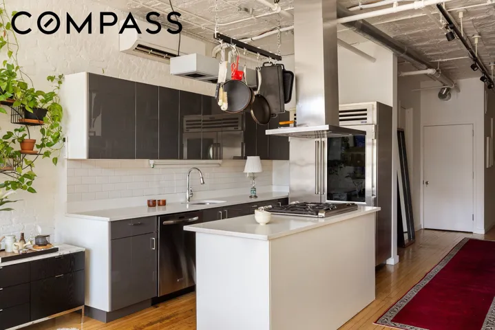 84 Forsyth Street, New York City, NY 10002