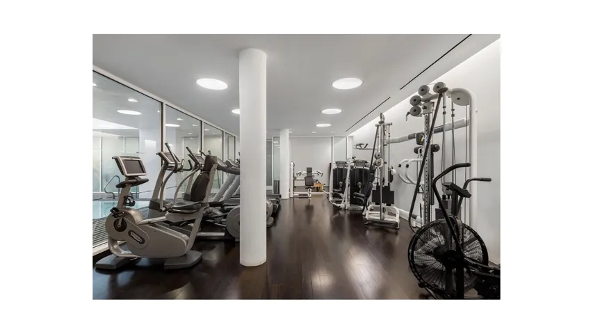 165 CHARLES Street, New York City, NY 10014