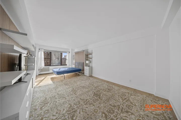 2 Tudor City Place, New York City, NY 10016