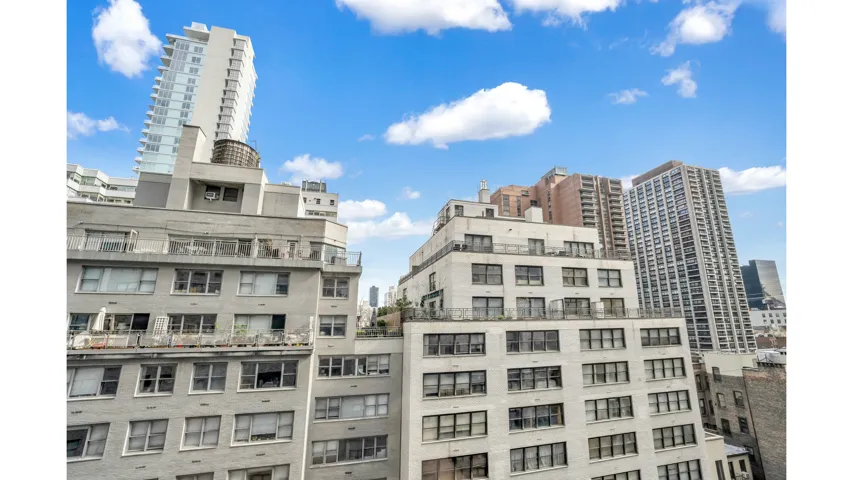 225 E 57TH Street, New York City, NY 10022