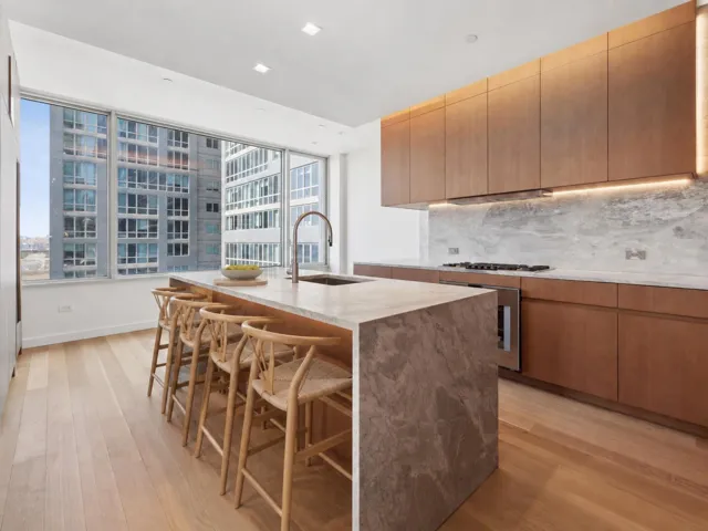 611 W 56th Street, New York City, NY 10019
