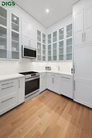 20 E 88TH Street, New York City, NY 10128