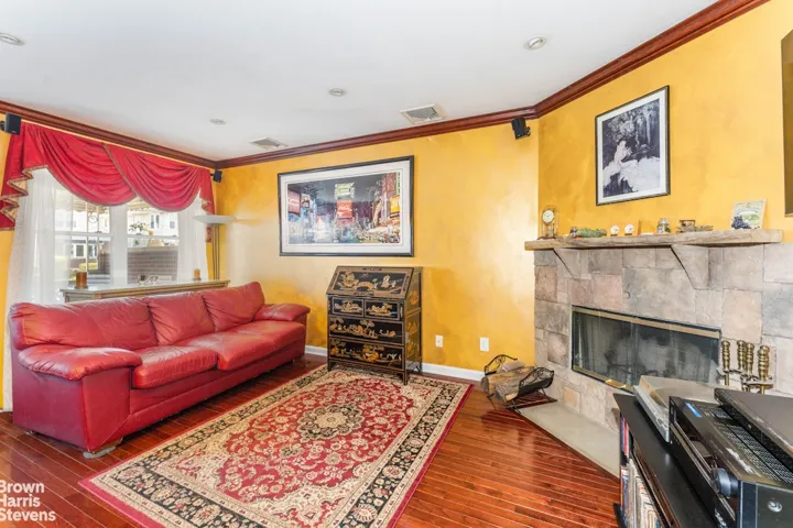19-10 150TH Street, New York City, NY 11357