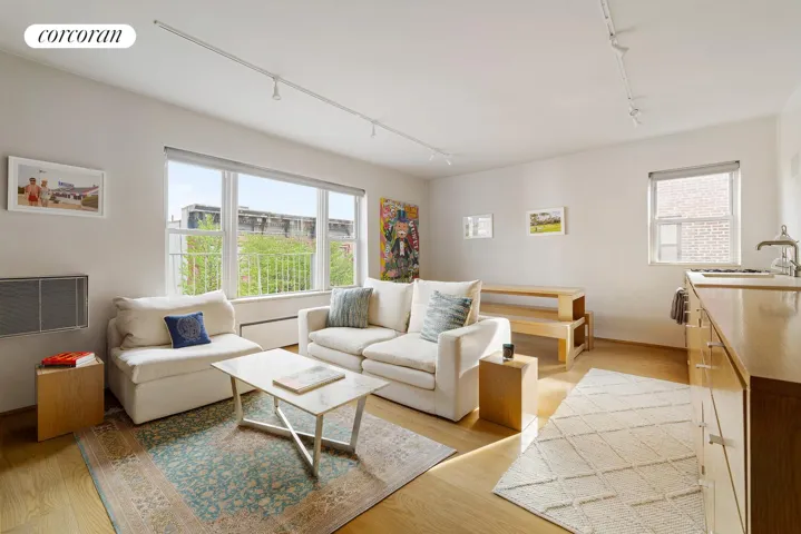 2 KING Street, New York City, NY 10012