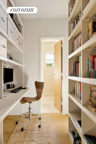 2 KING Street, New York City, NY 10012