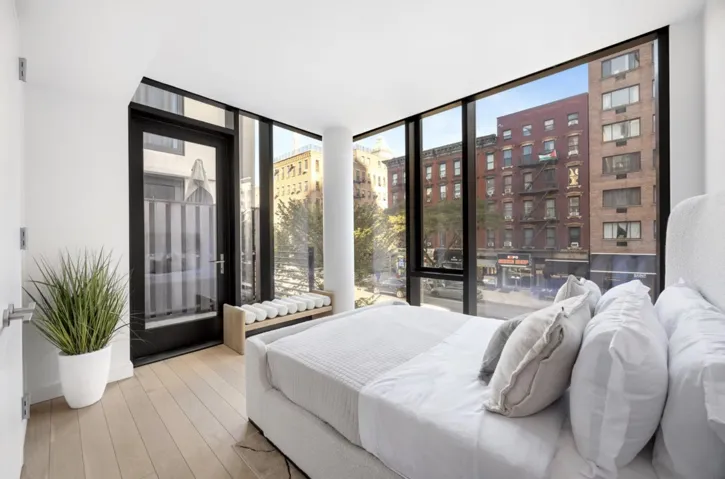 500 W 45th Street, New York City, NY 10036