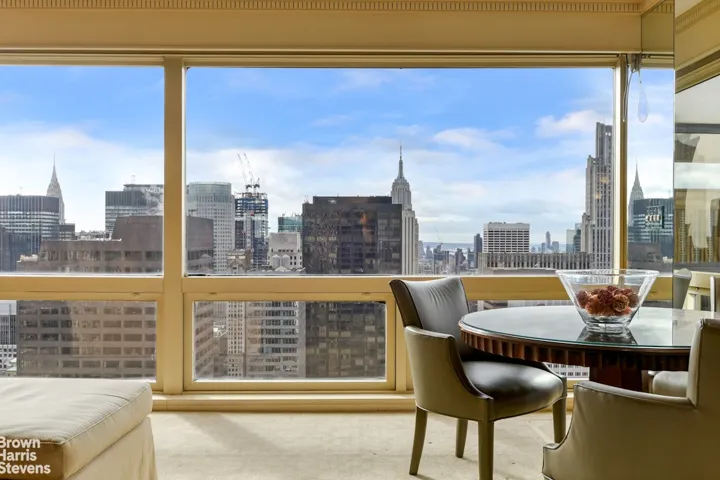 721 5TH Avenue, New York City, NY 10022