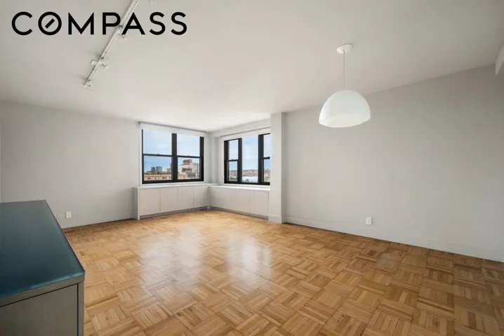 61 Jane Street, New York City, NY 10014