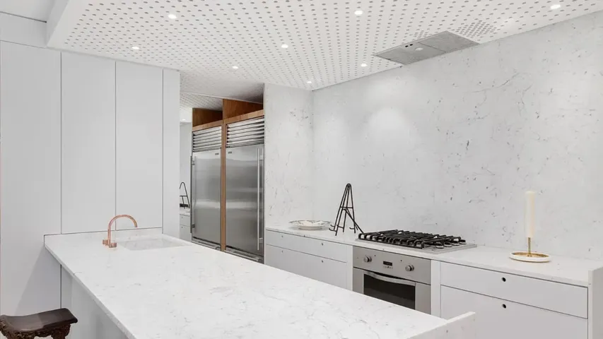 447 W 18TH Street, New York City, NY 10011