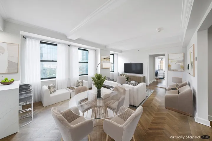 Dining/Living room