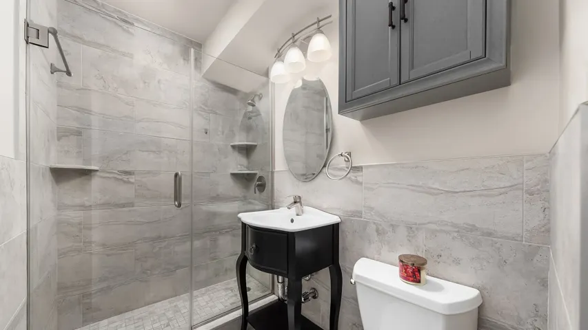 310 LEXINGTON Avenue, New York City, NY 10016
