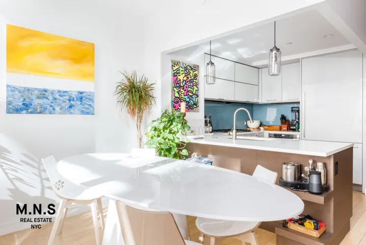 34 N 7th Street, New York City, NY 11249