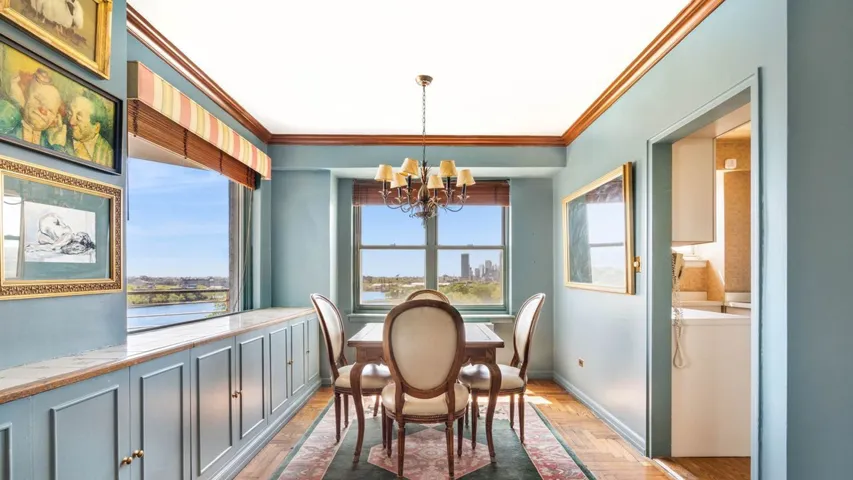 200 E END Avenue, New York City, NY 10128