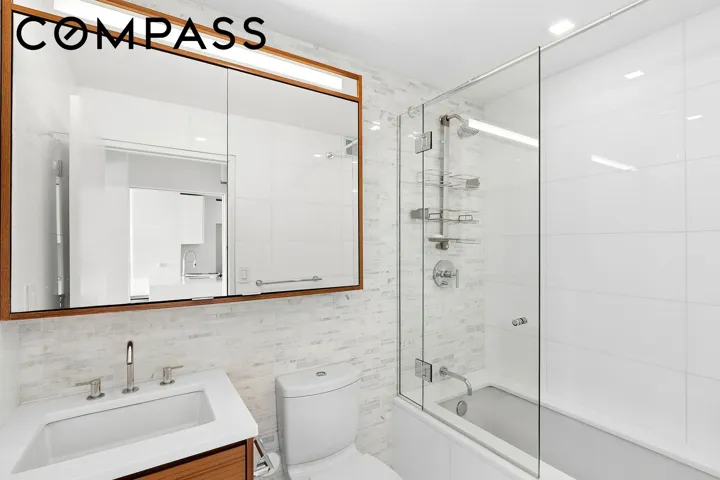 301 W 53rd Street, New York City, NY 10019
