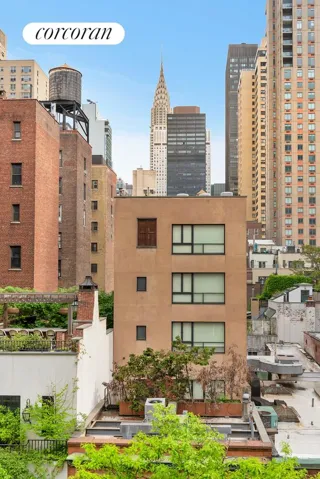 152 E 35TH Street, New York City, NY 10016