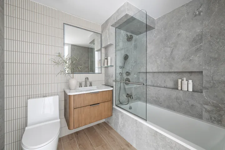1811 MENAHAN Street, New York City, NY 11385