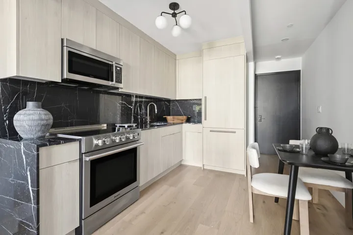 1811 MENAHAN Street, New York City, NY 11385