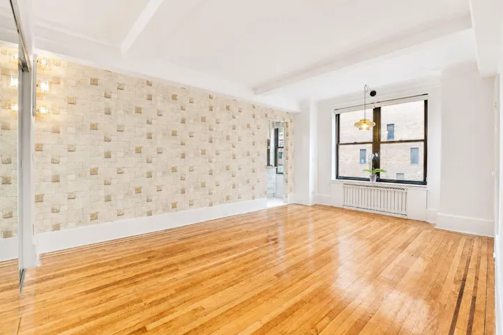 7 Park Avenue, New York City, NY 10016