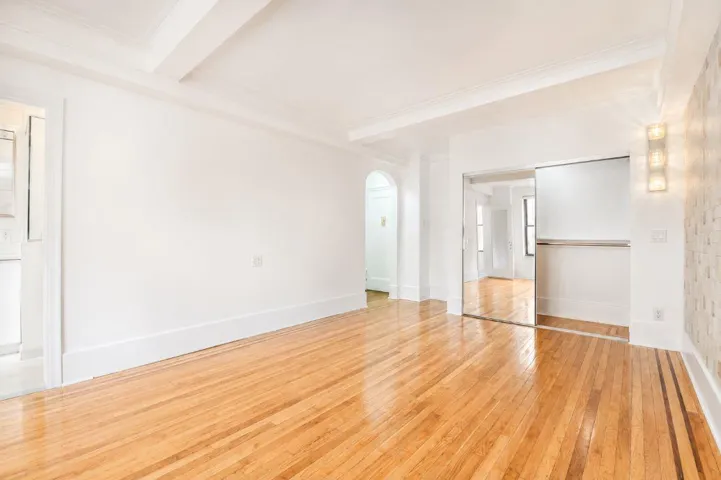 7 Park Avenue, New York City, NY 10016