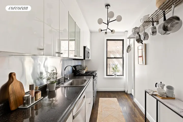 400 Lincoln Place, New York City, NY 11238