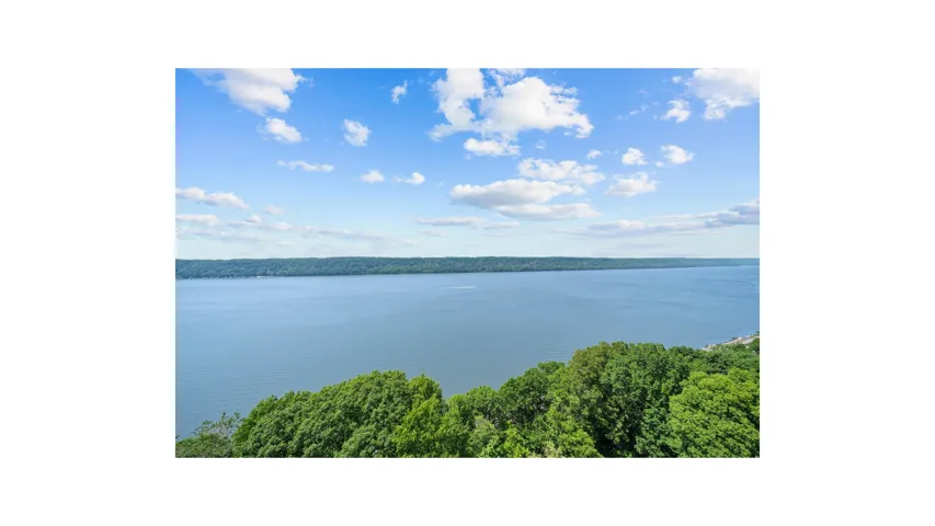 2575 PALISADE Avenue, New York City, NY 10463