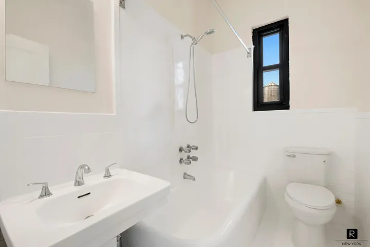 310 W 106th Street, New York City, NY 10025