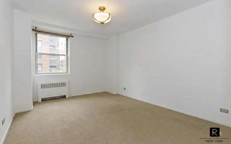 100 W 94th Street, New York City, NY 10025