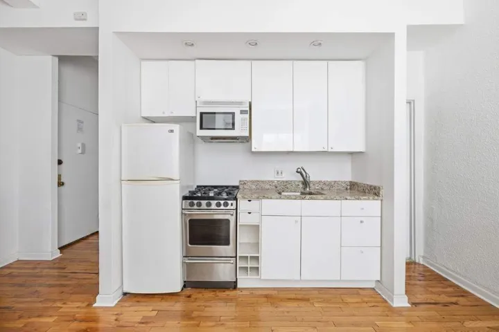 4 Lexington Avenue, New York City, NY 10010