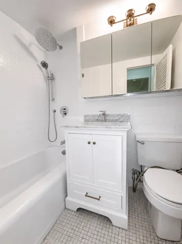 333 E 46TH Street, New York City, NY 10017