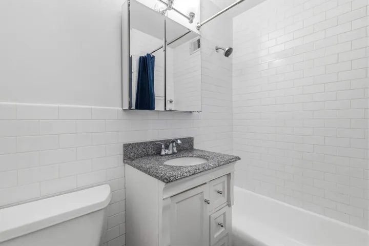 201 E 25th Street, New York City, NY 10010