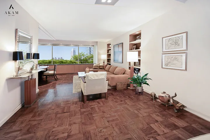 300 E 74th Street, New York City, NY 10021